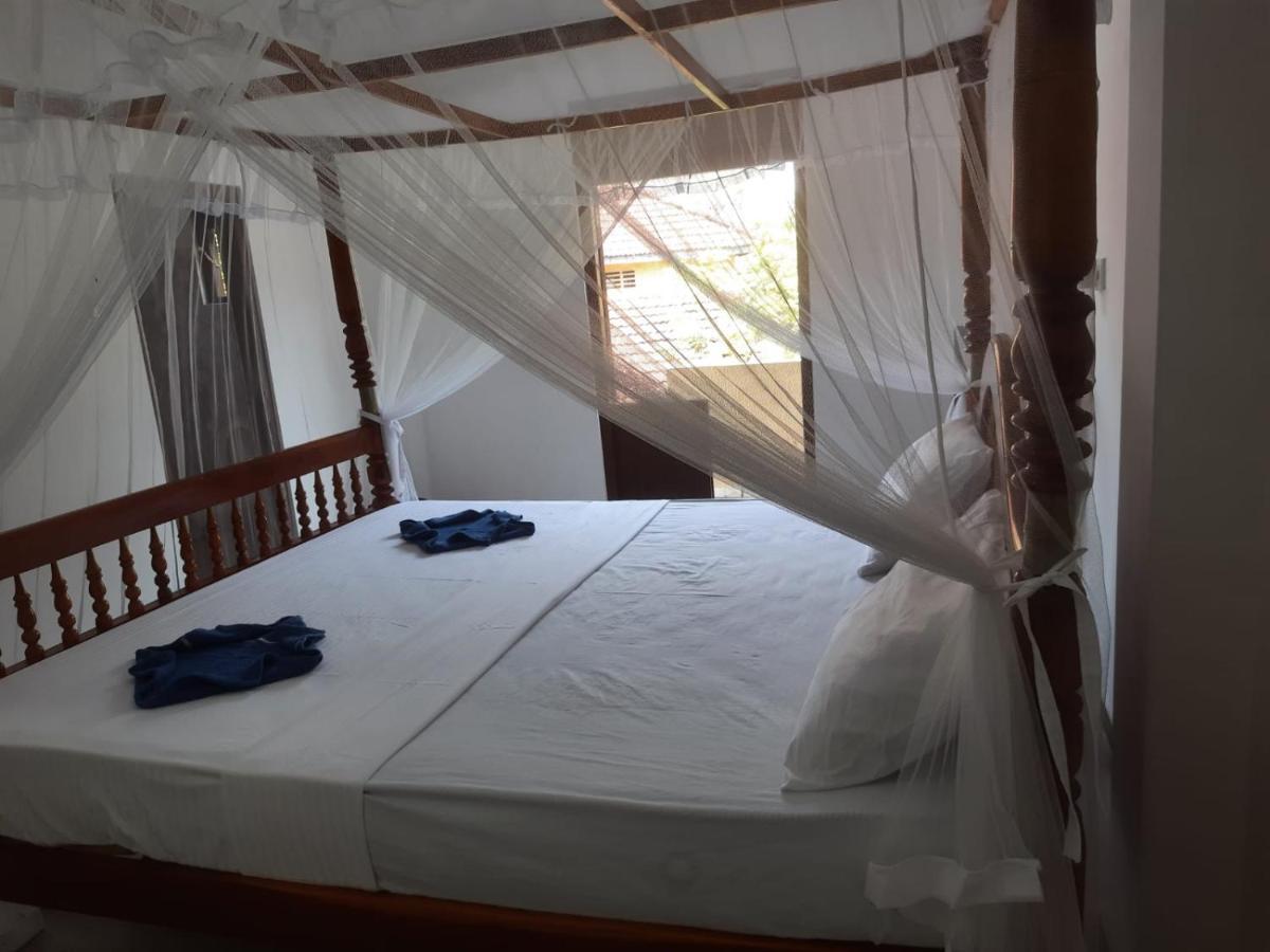 Bluefin Place To Stay Unawatuna Eksteriør bilde