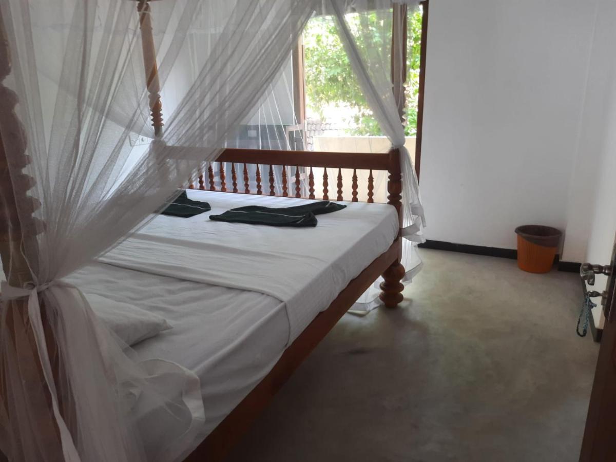 Bluefin Place To Stay Unawatuna Eksteriør bilde
