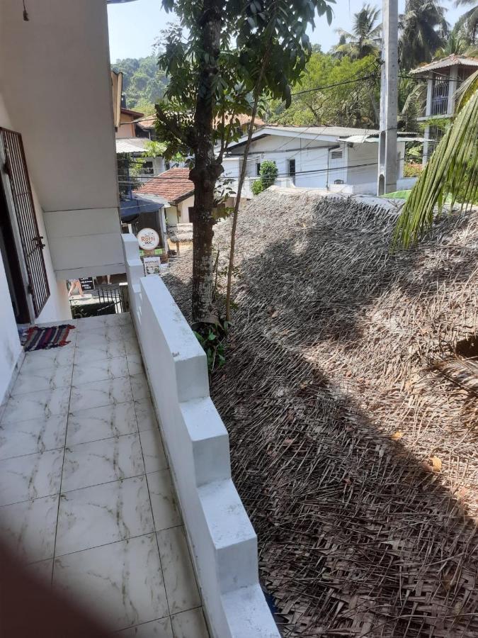 Bluefin Place To Stay Unawatuna Eksteriør bilde